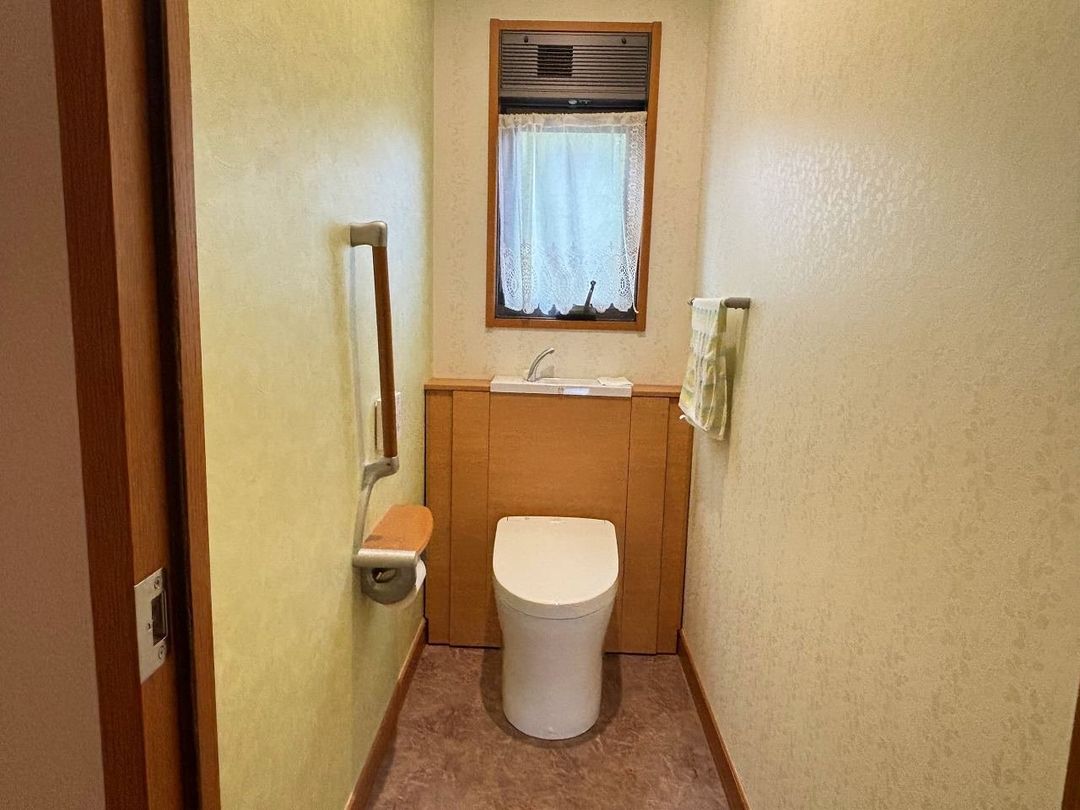 4LDK House for Sale in Kanmaki-cho, Nara - 131.79 sqm - Thumbnail 4