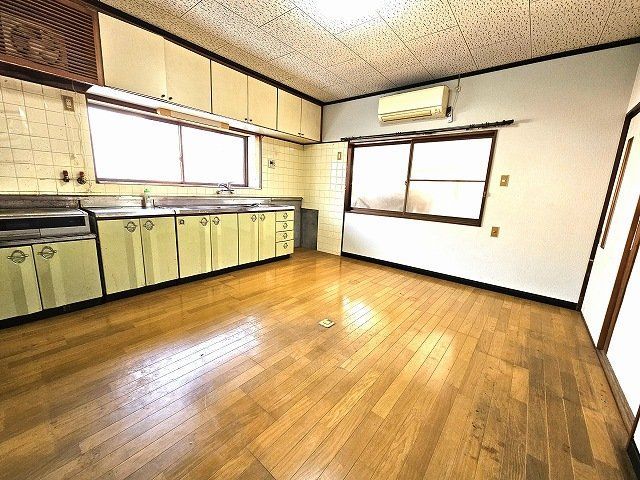 5DK House for Sale in Kamigori, Hyogo - 132.38 sqm, 2 Parking - Thumbnail 3