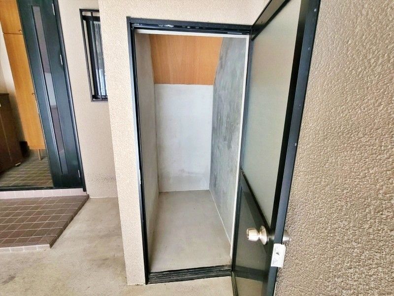 4LDK Detached House for Sale near Fujiidera Station, Osaka - Thumbnail 2