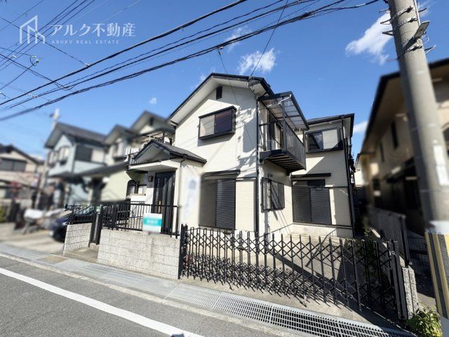 3SLDK Detached House for Sale in Itami, Hyogo - Thumbnail 2