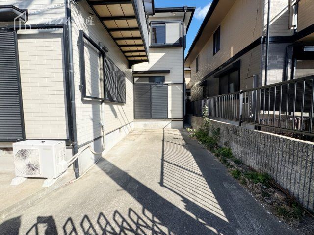 3SLDK Detached House for Sale in Itami, Hyogo - Thumbnail 4