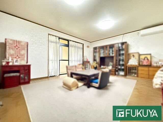 5LDK House for Sale in Yawata, Kyoto Prefecture 124.74 sqm - Thumbnail 2