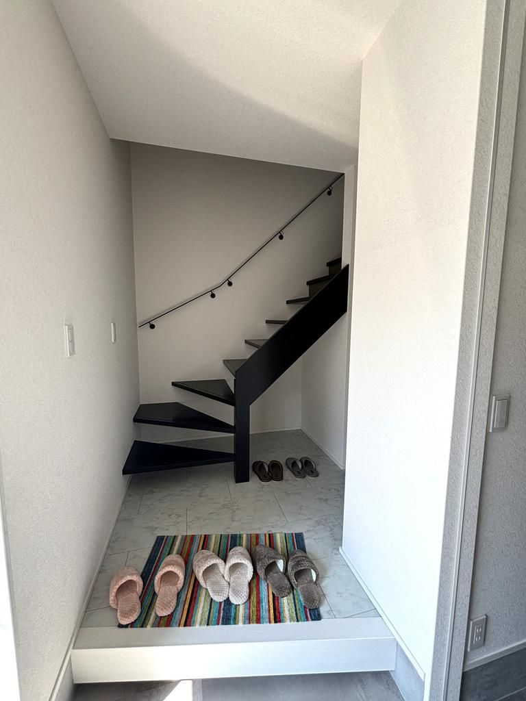 Modern 3SLDK House for Sale in Fujiidera, Osaka - Renovated 2020 - Thumbnail 4