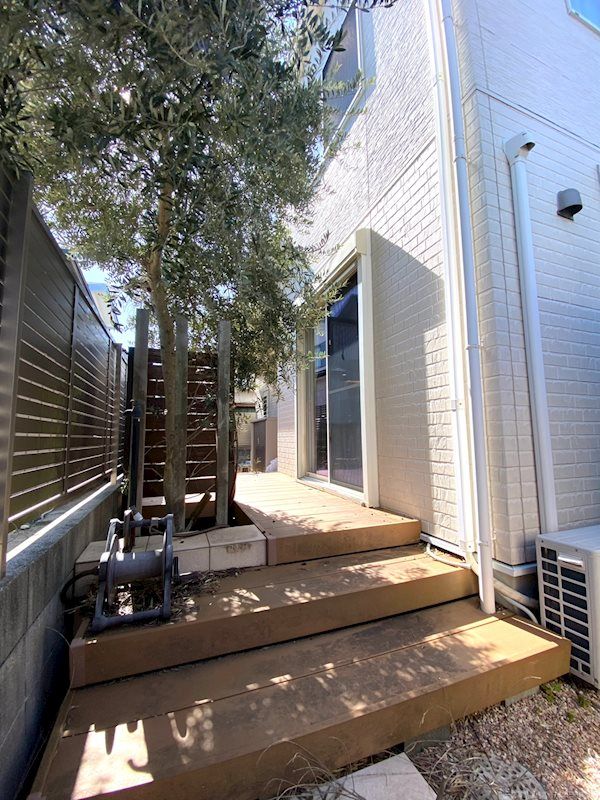 4LDK House for Sale in Yokkaichi, Mie - 112.61 sqm - Thumbnail 2