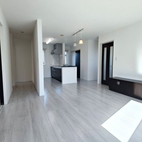 4LDK Detached House for Sale in Tomakomai, Hokkaido - Thumbnail 4