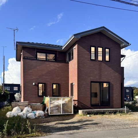 4LDK Detached House for Sale in Tomakomai, Hokkaido - Thumbnail 2