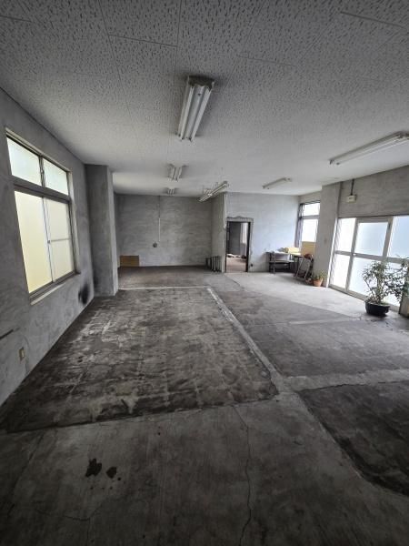 8SLDK House for Sale in Himeji, Hyogo - 337.75 sqm - Thumbnail 3