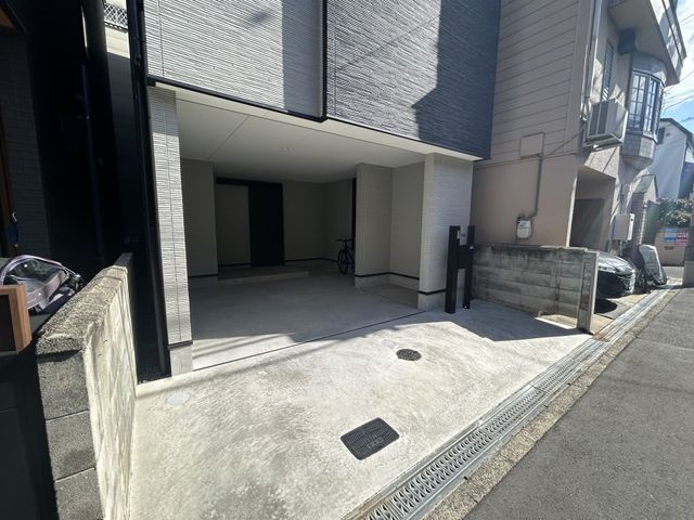 Modern 3SLDK House in Settsu City, Osaka | Near Settsu Station - Thumbnail 2