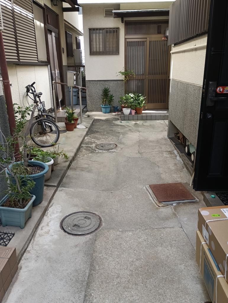 5K Detached House for Sale in Suminoe Ward, Osaka - Thumbnail 2