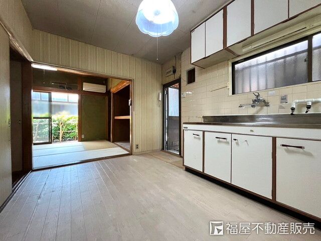 4DK Detached House for Sale in Kumatori, Osaka - 800万円 - Thumbnail 3