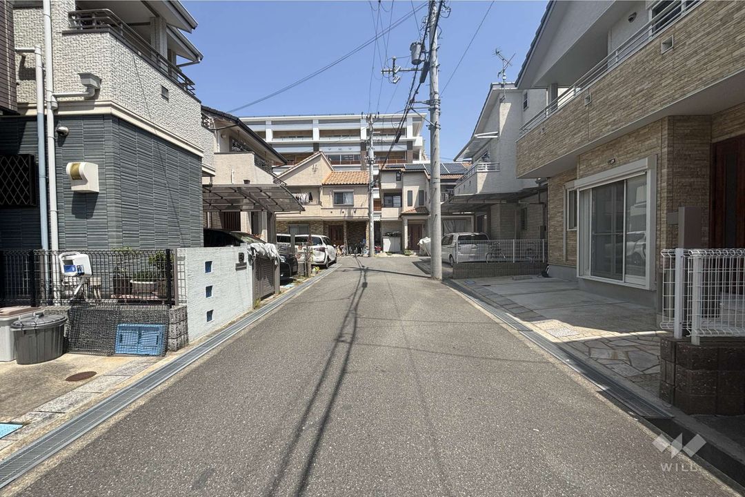 3SLDK Detached House for Sale in Toyonaka, Osaka - Thumbnail 2