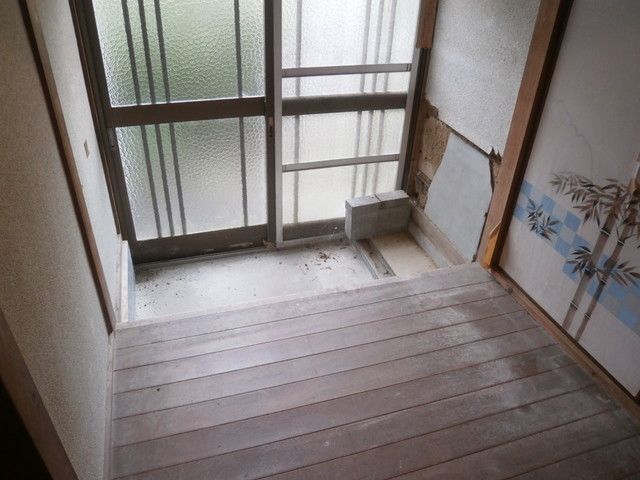7DK House for Sale in Gobo City, Wakayama - 53.46 sqm - Thumbnail 4
