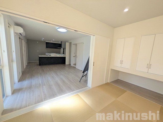 New 4LDK House for Sale in Habikino, Osaka - 2024 Build - Thumbnail 4