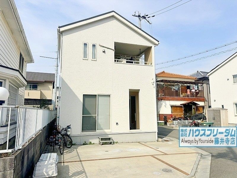 4LDK Modern House for Sale in Habikino, Osaka - 2020 Build - Thumbnail 3