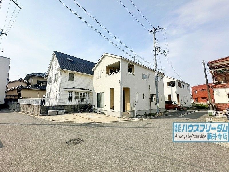 4LDK Modern House for Sale in Habikino, Osaka - 2020 Build - Thumbnail 2