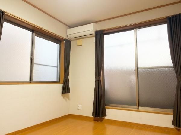 5LDK House for Sale in Konohana-ku, Osaka, 136sqm - Thumbnail 2