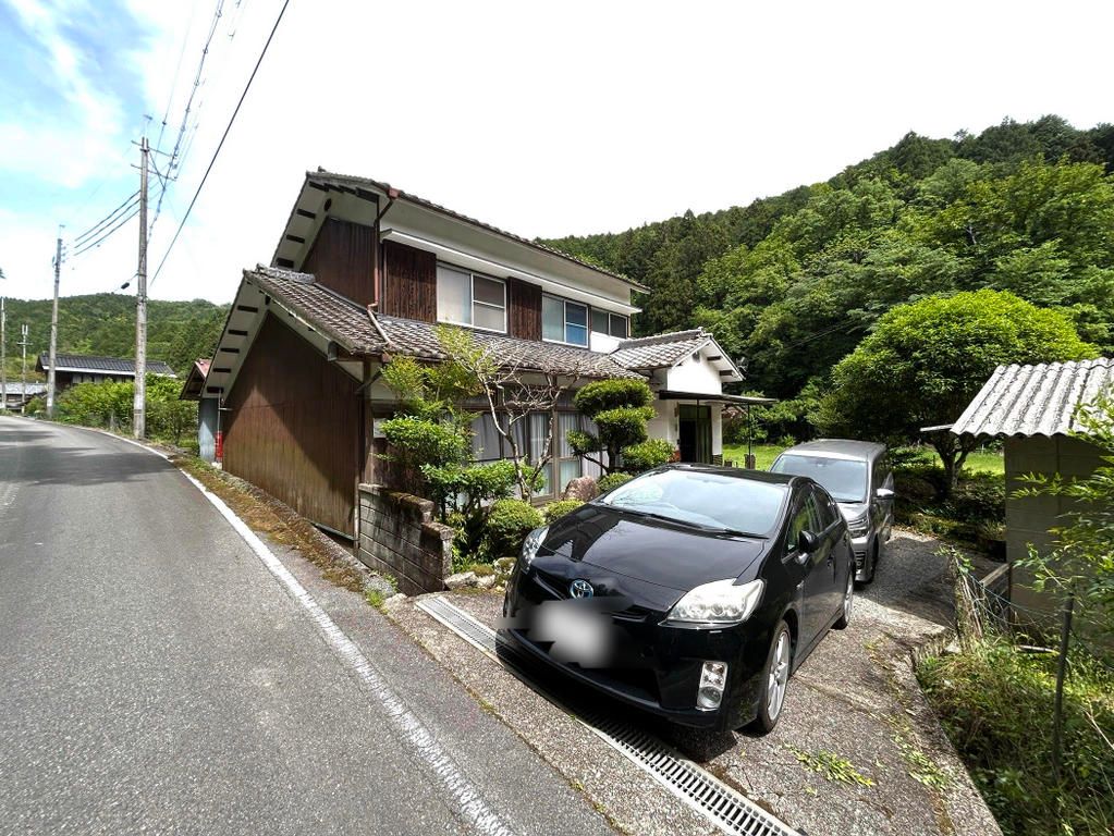 7DK Wooden House on 339 sqm Land in Taka, Hyogo for Sale - Thumbnail 4