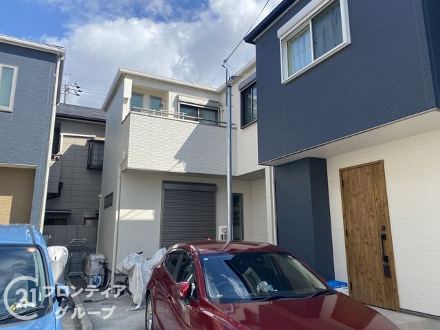 Modern 2SLDK House in Hirakata, Osaka | 2023 Build - Thumbnail 3