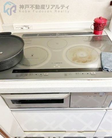 5SLDK Detached House for Sale in Akashi, Hyogo - 297.39 sqm Land - Thumbnail 3