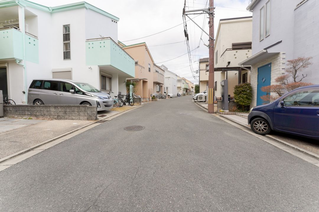 4LDK Detached House for Sale in Takatsuki, Osaka - Thumbnail 2