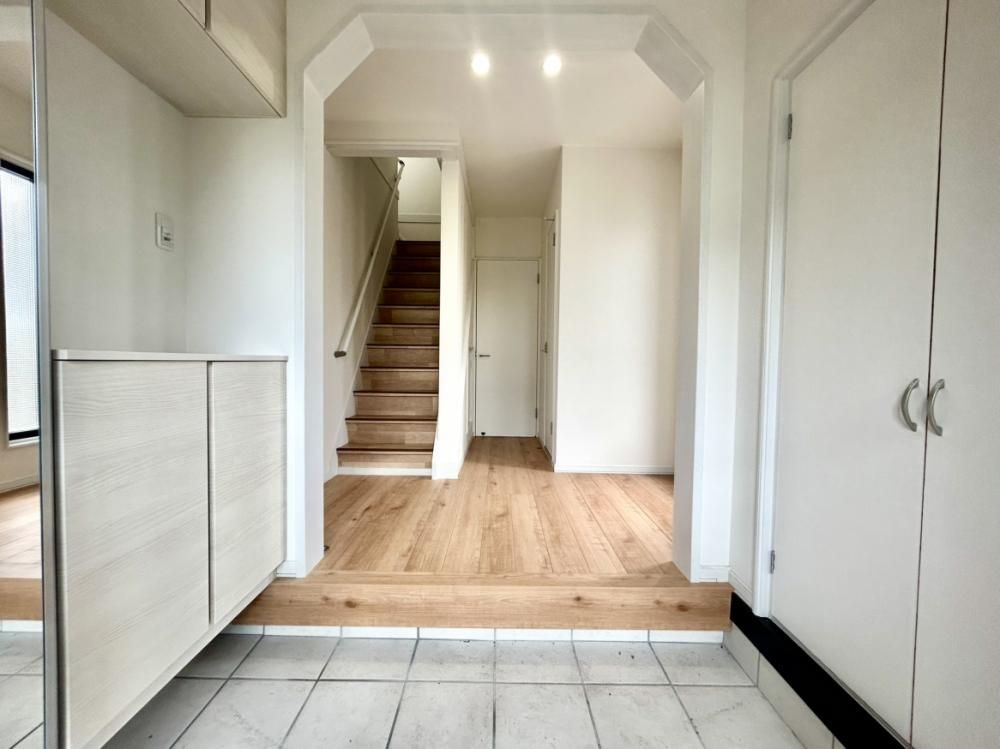 Renovated 4LDK House in Noboribetsu Hokkaido with 4 Parking Spaces - Thumbnail 3