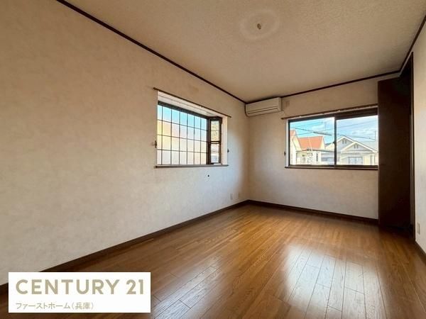 4LDK House for Sale in Himeji, Hyogo - 99.36 sqm - Thumbnail 3