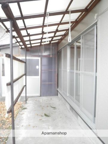 Kakita Housing 2: 3K Detached House for Rent in Mimata, Miyazaki - Thumbnail 3