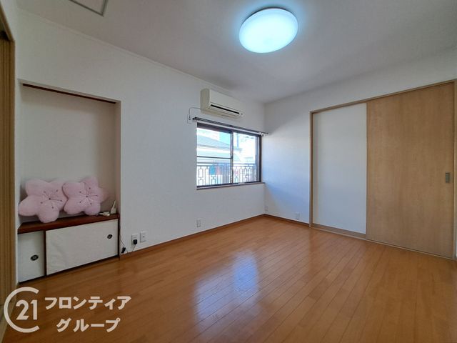 Modern 3LDK House for Sale in Hirano Ward, Osaka - Thumbnail 4
