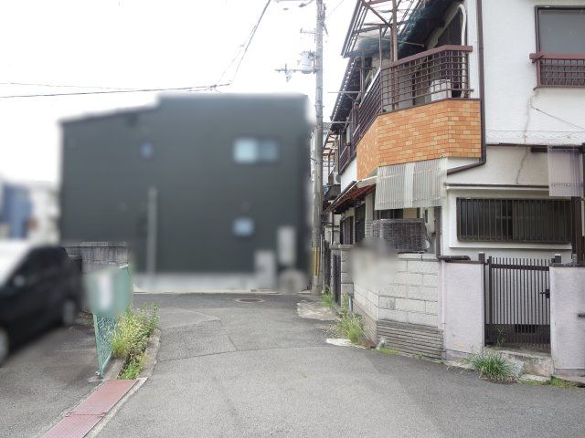 4DK Detached House for Sale in Daito City, Osaka - Near Nozaki Station - Thumbnail 3