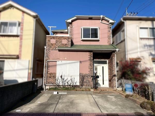 4LDK House for Sale in Wakayama City Near Nishinosho Station - Thumbnail 2