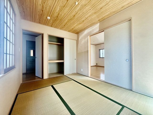 4LDK House Near Nikaido Station in Tenri City, Nara - Thumbnail 2