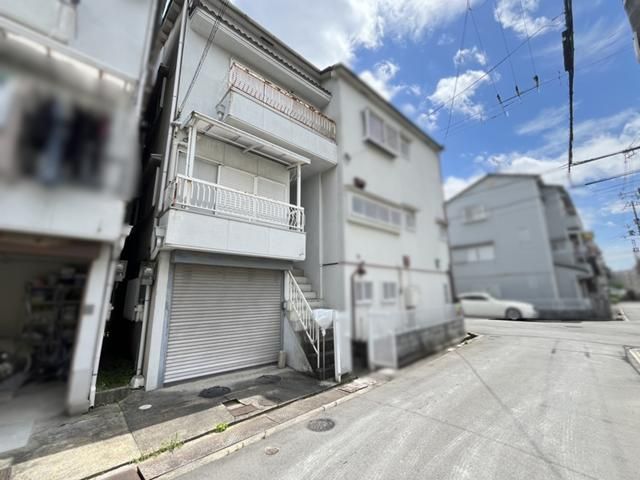 3LDK Terraced House for Sale near Katanoshi Station, Katano - Thumbnail 3