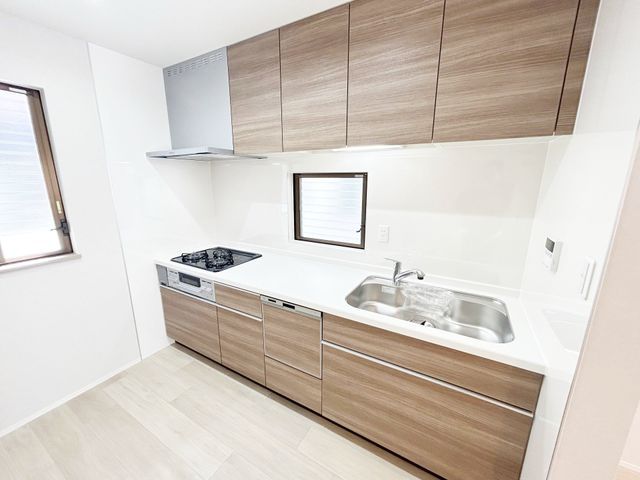 3LDK Detached House for Sale in Ibaraki City, Osaka - Thumbnail 4