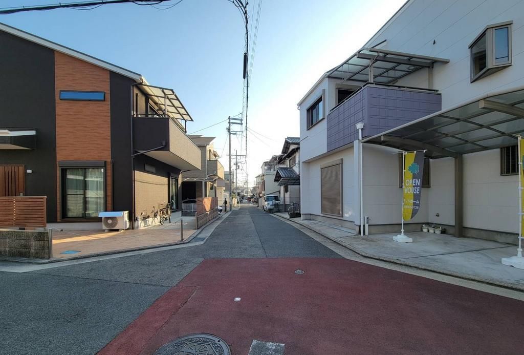 Renovated 3LDK Detached House for Sale in Yao, Osaka - Thumbnail 2