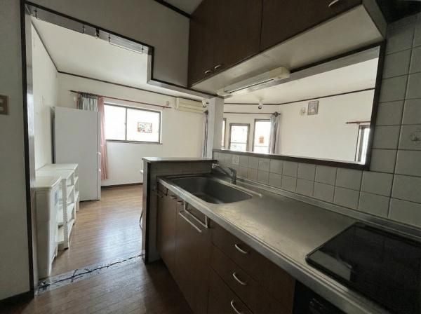 3LDK Detached House for Sale near Dainichi Station, Moriguchi - Thumbnail 3