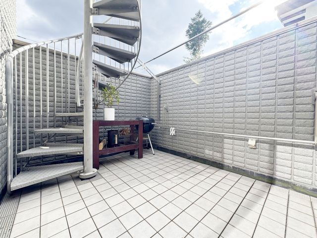 2SLDK Steel-Frame House with Roof Terrace in Yao, Osaka - Thumbnail 2