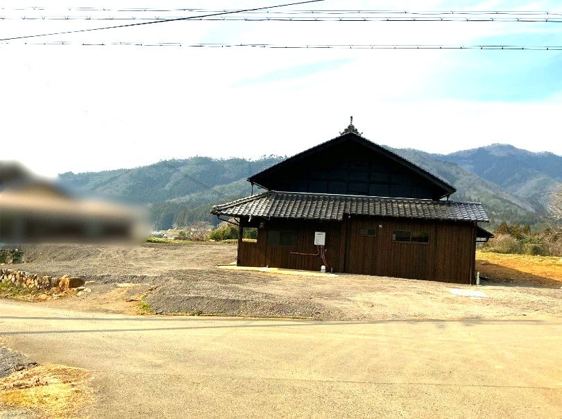 Renovated 4SLDK House on 2,642 sqm Land in Kyotamba, Kyoto - Thumbnail 2