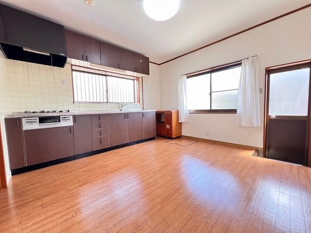 6DK Family Home with Parking in Taishi Town, Hyogo | 950万円 - Thumbnail 2