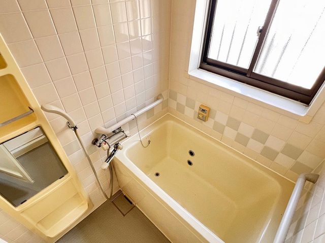 6DK Family Home with Parking in Taishi Town, Hyogo | 950万円 - Thumbnail 4