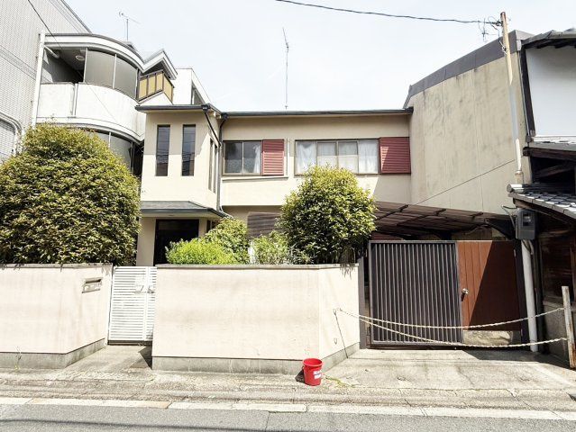 4LDK Detached House for Sale in Higashiyama, Kyoto - Thumbnail 2