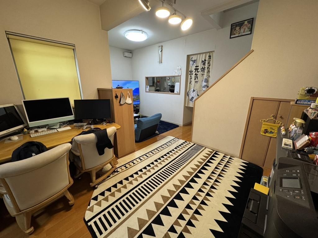 4LDK House with Underfloor Heating for Sale in Izumiotsu, Osaka - Thumbnail 3