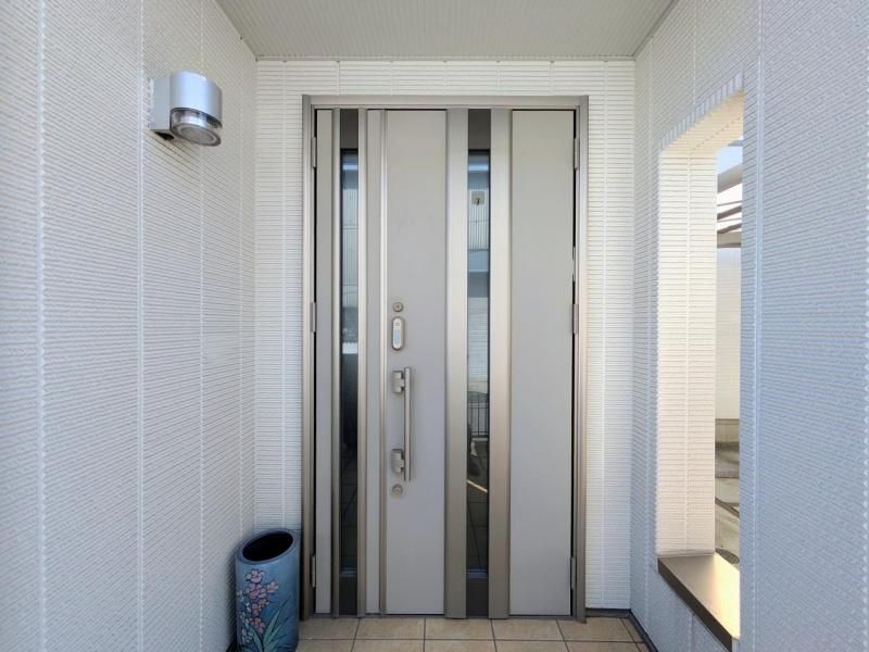 Toyota Home Steel-Frame 3-Story House with Elevator in Himeji - Thumbnail 3