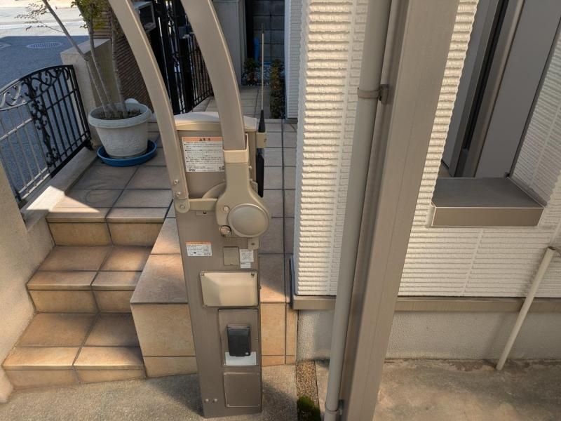 Toyota Home Steel-Frame 3-Story House with Elevator in Himeji - Thumbnail 2