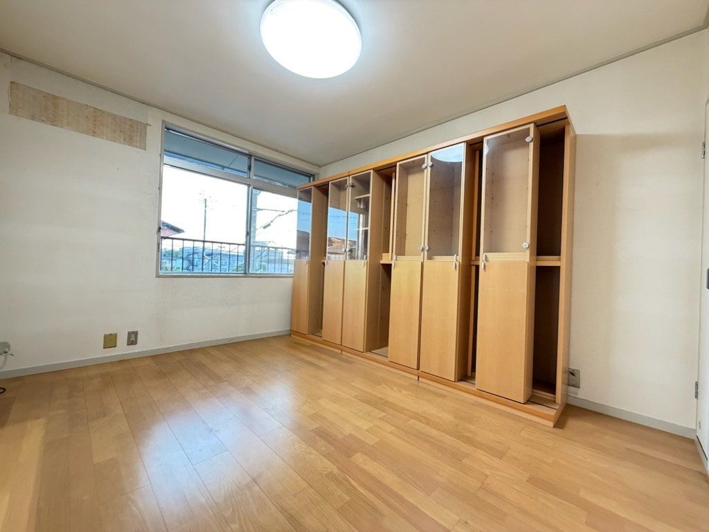 4DK Terrace House for Sale in Habikino City, Osaka - Thumbnail 2