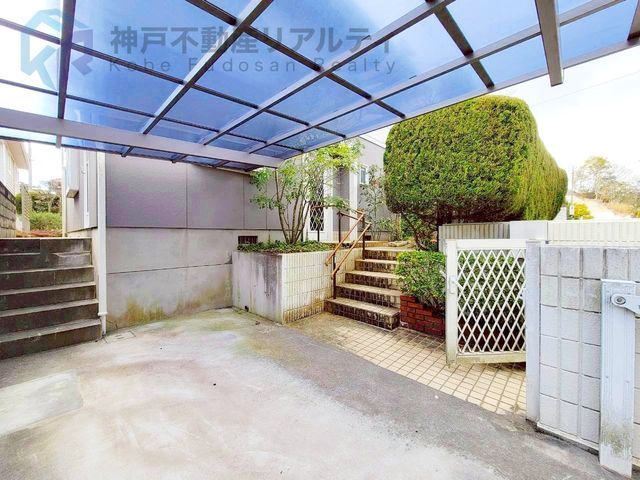 Renovated 4LDK House with Garden in Kobe Suma Ward - Thumbnail 2
