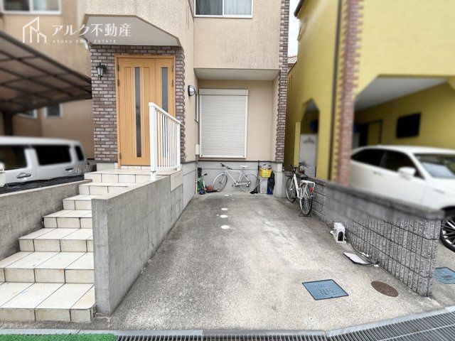 4LDK Detached House for Sale in Amagasaki, Hyogo - Thumbnail 2