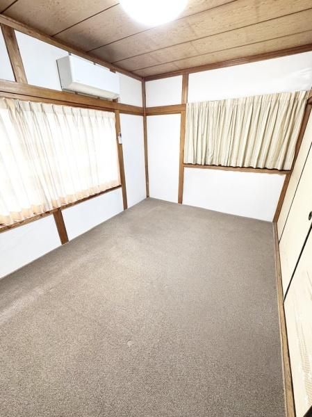 5DK Detached House for Sale in Kishiwada City, Osaka - Thumbnail 3