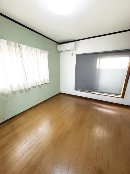 5DK Detached House for Sale in Kishiwada City, Osaka - Thumbnail 2