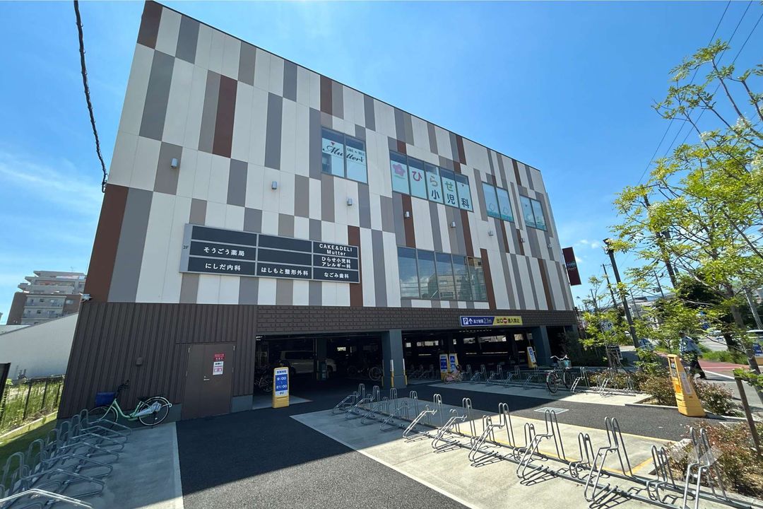 4LDK Detached House for Sale in Nishinomiya, Hyogo - Thumbnail 2