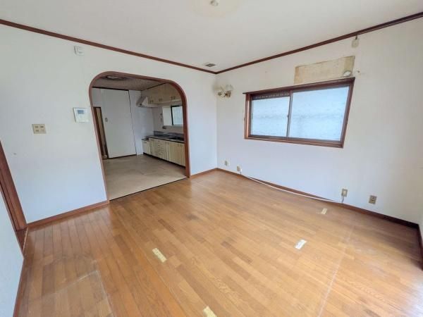 4LDK Detached House for Sale in Neyagawa City, Osaka - Thumbnail 4